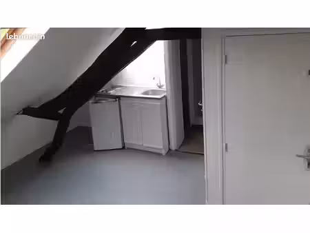 appartement de 20m^2