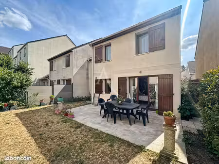 maison 6 pièces 98 m²