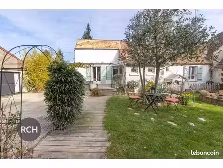 maison 6 pièces 143 m²