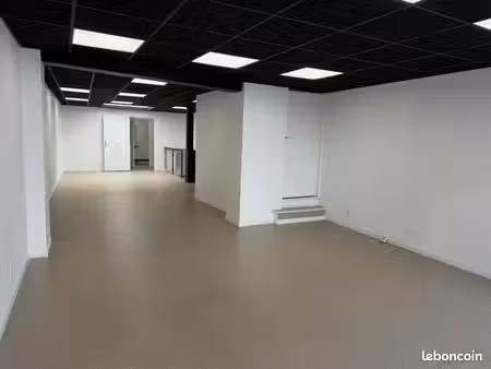 local commercial 130 m² le havre