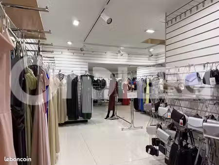 local commercial 270 m²