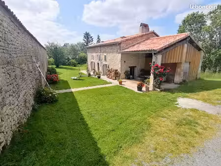 maison avec cachet dépendance et terrain
