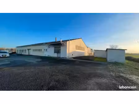 dépôt  entrepôt à louer