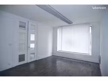 bureau - local professionnel