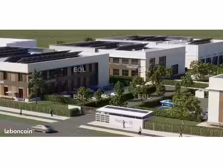 local bureaux 1 210 m²