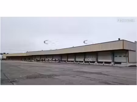 local industriel 7 050 m²