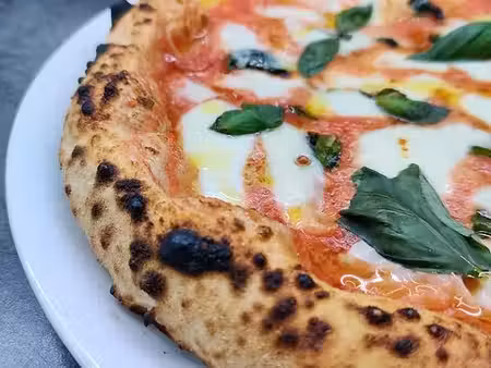 recherche local pour pizzeria