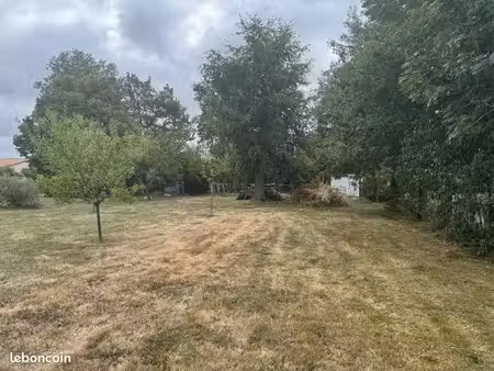 terrain 1000m2 constructible