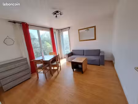 location 3 pièces 57 m² saint-cyr-l'école 78210 quartier epi d'or
