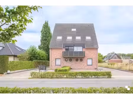 duplex met twee slaapkamers in het hart van merelbeke