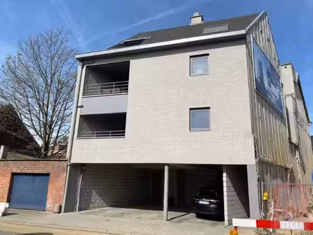 dakapp met private parkeerplaats centrum geel!