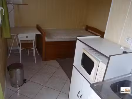 studio meublé à louer  19300 egletons