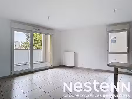 appartement venissieux 2 pièces 45.03 m2 - balcon - garage