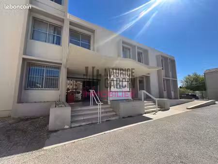 bureaux 201 m² carpentras