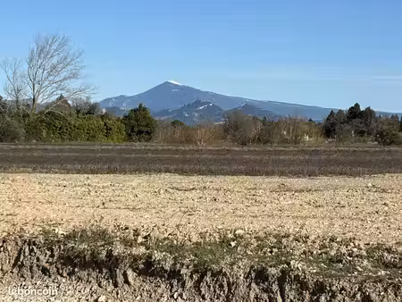 terrain 600 m² orange