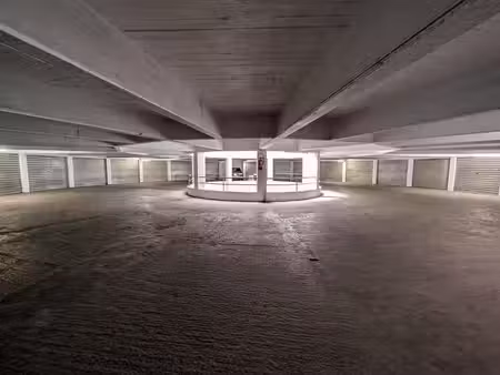 a louer : box de garage privatif
