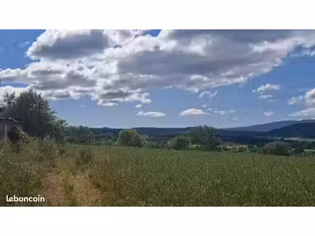 terrain à bâtir de 131 m² à saint-saturnin-les-apt (84)