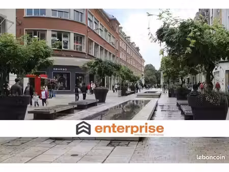 local commercial 110 m²