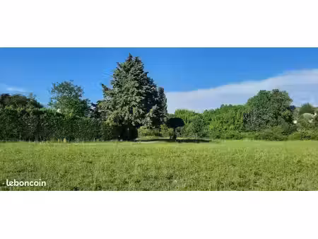 terrain à bâtir de 2870 m² à mazan (84)