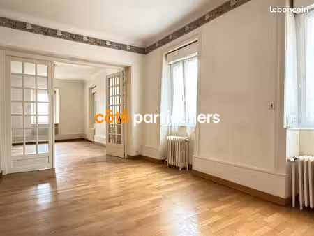 maison 7 pièces 155 m²