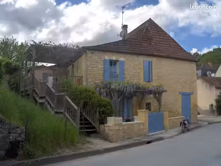 appartement dans maison de bourg
