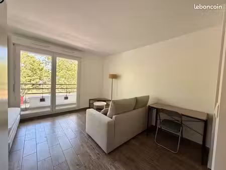 location f1 meublé 26 m² avec balcon et parking – saint-denis limite saint ouen
