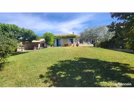 villa 6 pièces 160 m²