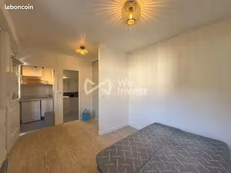 studio 1 pièce 18 m²