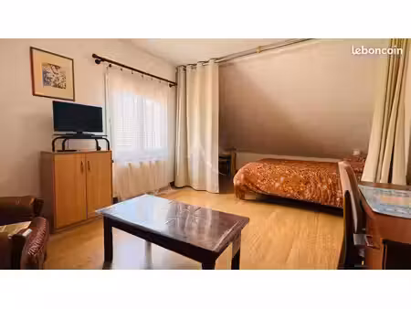 studio 2 pièces 42 m²