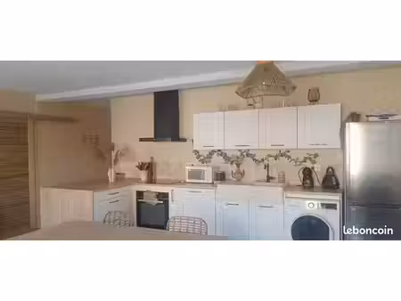 coup de cœur – grand t4 meublé 75 m² – 3 chambres + garage + parking – vedène