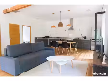 à louer – superbe maison 3 pièces de 100 m² avec terrasse  jardin et piscine