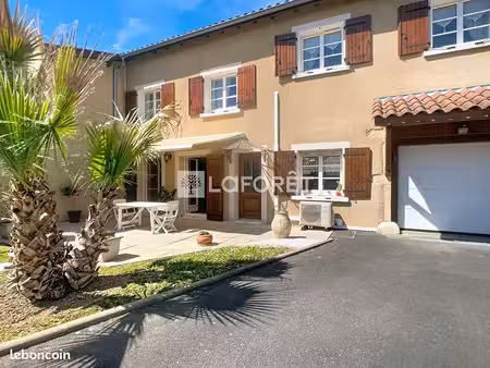 maison 5 pièces 121 m²