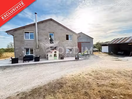 propriété 3 pièces 85 m²
