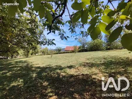 terrain 913 m² belley