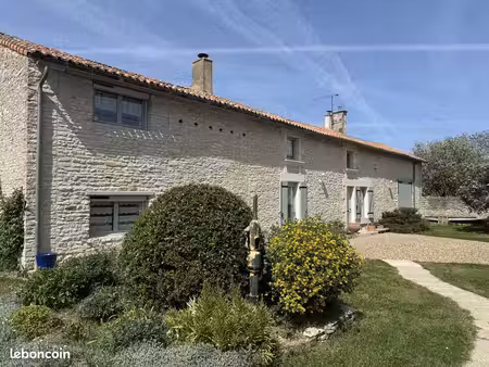 maison 6 pièces 163 m²