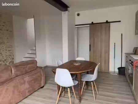 600 euros