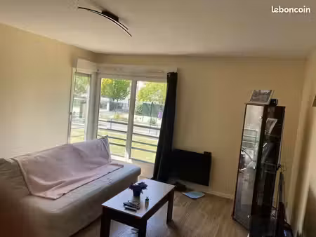beau t2 meublé 43m² proche du parc robinson