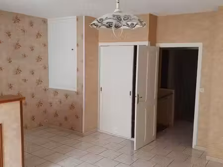 appartement dans maison individuel