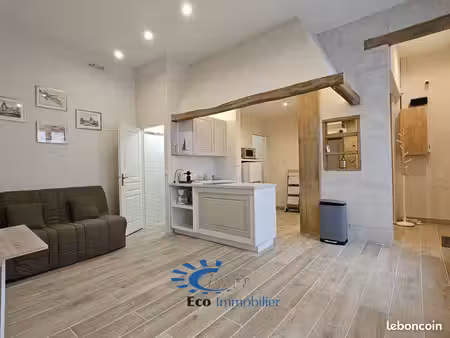 studio 1 pièce 32 m²