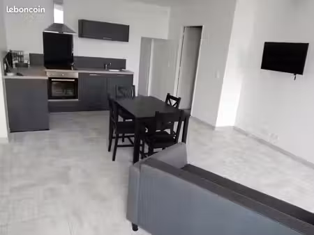 location t2 centre ville rez-de-chaussée
