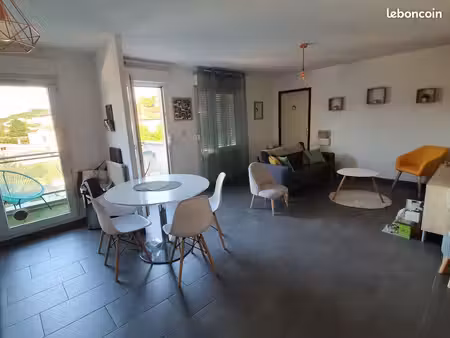 3 particulier loue appartement t3 63m2 + cave