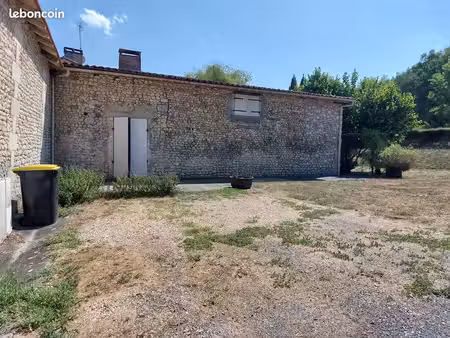 maison à la campagne