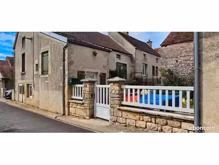 maison location savoisy