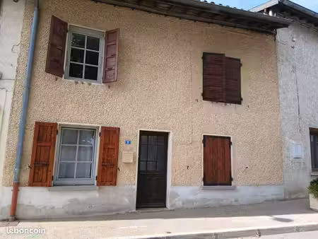 maison de village 110 m2