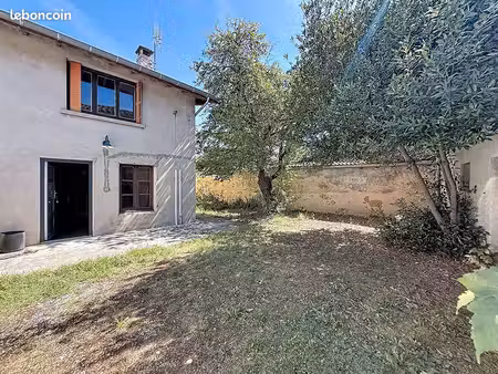 maison 3 pièces 110 m²