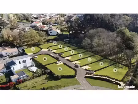 terrain 358 m² aizenay