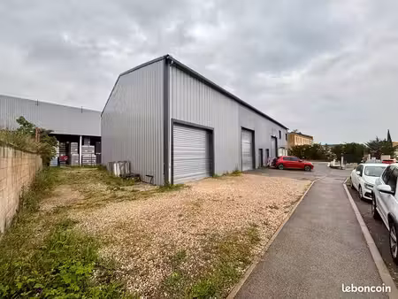 locaux d'activités 265 m² - nicopolis