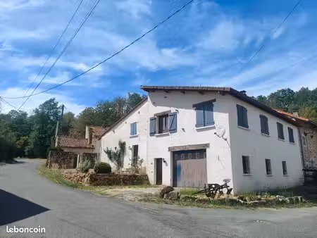 propriété 6 pièces 2370 m²