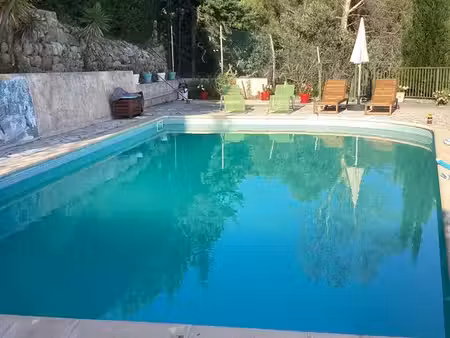 grande et lumineuse villa familiale et de rapport locatif saisonnier au grand calme