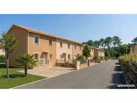 terrain à bâtir de 147 m² à cuers (83)